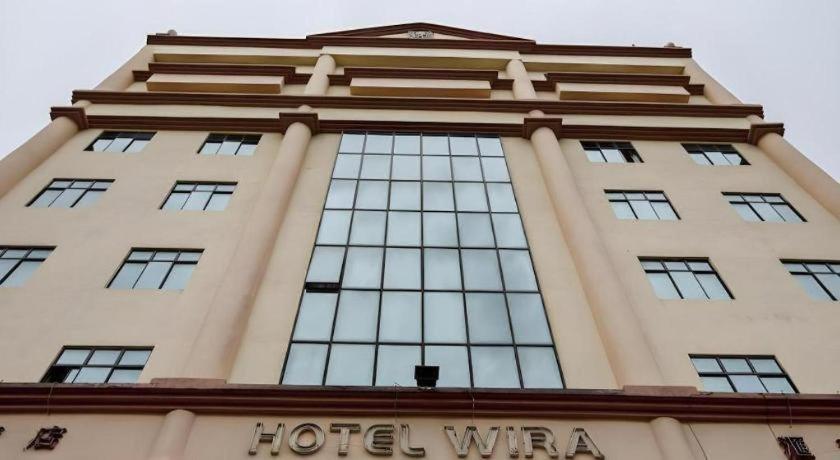 Zamburger Wira Hotel 3*